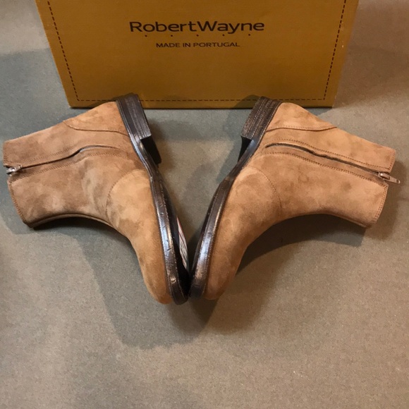 Robert Wayne Suede Ankle Boots - Picture 3 of 7